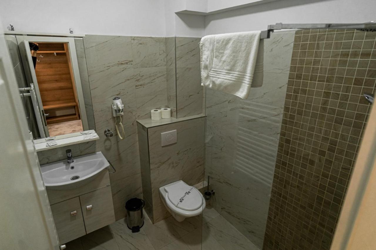 Camere De Inchiriat Elisei Timisoara Ngoại thất bức ảnh